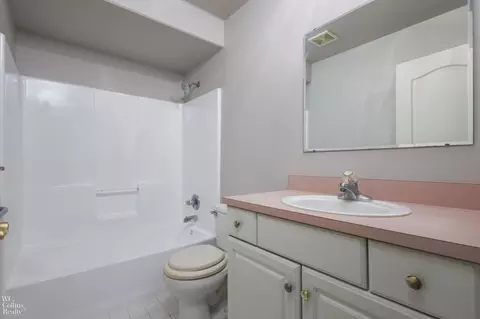 Bath - 1840 Ash, Saint Clair, MI 48079 photo 2 of 2