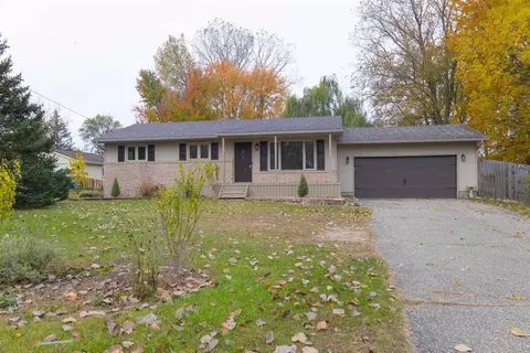 14010 Torrey, Fenton, MI 48430