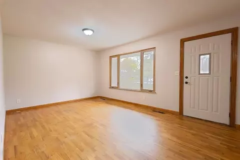 14010 Torrey, Fenton, MI 48430 photo 2