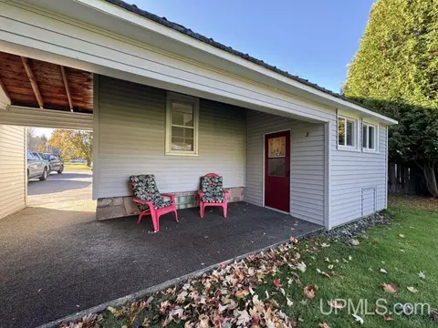 Exterior - 322 E Fall, L'anse, MI 49946 photo 2 of 6