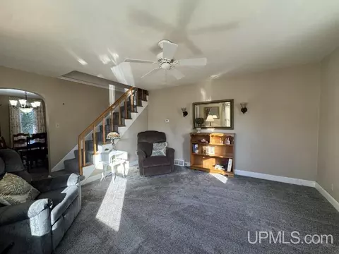 Living - 322 E Fall, L'anse, MI 49946 photo 4 of 4