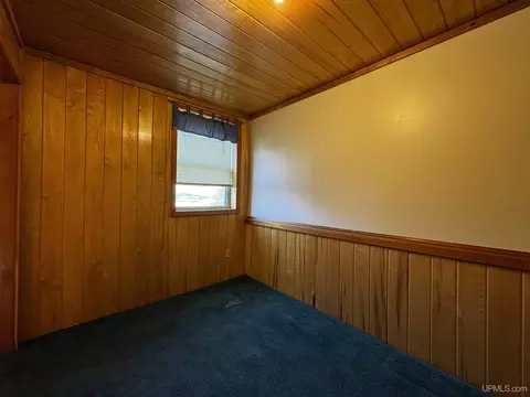 110 S 4th, L'anse, MI 49946 photo 22