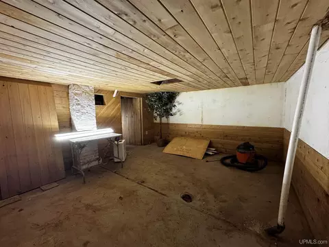 110 S 4th, L'anse, MI 49946 photo 26