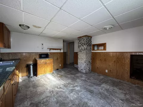 110 S 4th, L'anse, MI 49946 photo 10