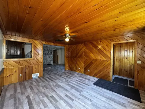 110 S 4th, L'anse, MI 49946 photo 3