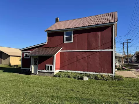 110 S 4th, L'anse, MI 49946 photo 28