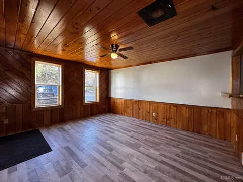 110 S 4th, L'anse, MI 49946 photo 5