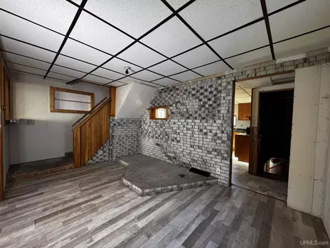 110 S 4th, L'anse, MI 49946 photo 6