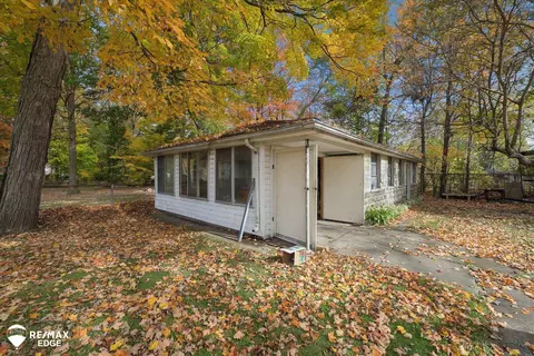 3280 Lynne, Flint, MI 48506 photo 48