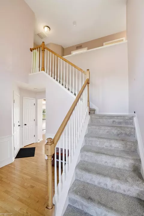 Entry Way - 27763 E Mockingbird, Flat Rock, MI 48134 photo 3 of 4