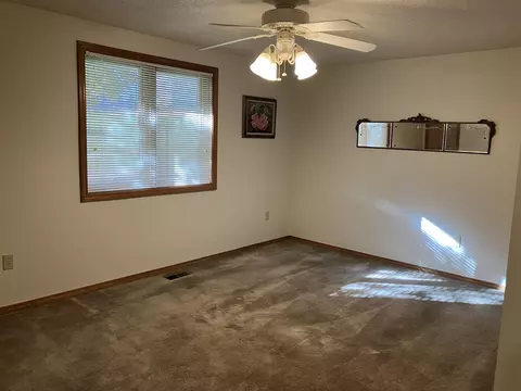Bedroom - 601 Kemp, Gladwin, MI 48624 photo 3 of 4
