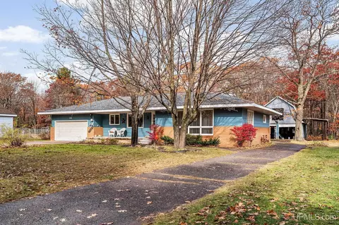 211 Midway, Negaunee, MI 49866