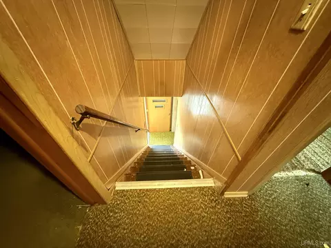 Entry Way - 426 W Empire, Ishpeming, MI 49849 photo 3 of 4