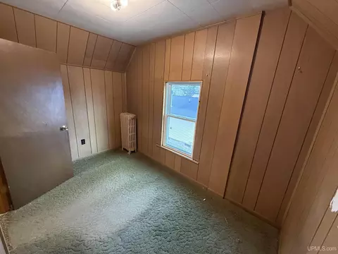 Bedroom - 426 W Empire, Ishpeming, MI 49849 photo 4 of 9