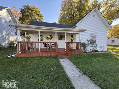 104 E Perry, Durand, MI 48429