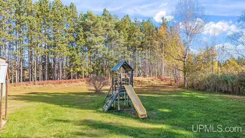 Exterior - 14070 24th, Rapid River, MI 49878 photo 2 of 3