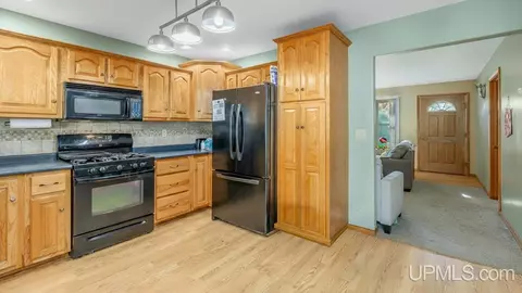 Kitchen - 14070 24th, Rapid River, MI 49878 photo 3 of 3