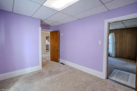 Bedroom - 520 E Comstock, Owosso, MI 48867 photo 2 of 2