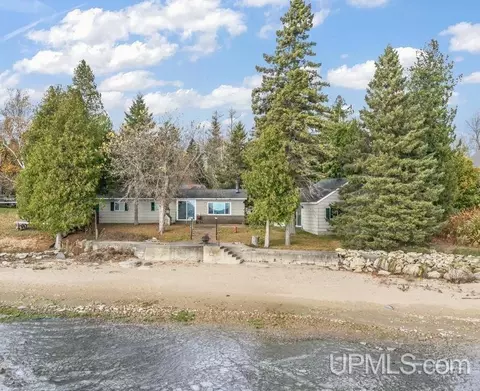 1070 M35, Bark River, MI 49807