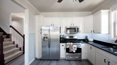 Kitchen - 21839 Goldenwillow, Macomb, MI 48044 photo 1 of 2