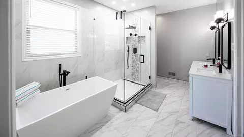 Bath - 21839 Goldenwillow, Macomb, MI 48044 photo 2 of 8