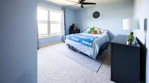 Bedroom - 21839 Goldenwillow, Macomb, MI 48044 photo 7 of 8