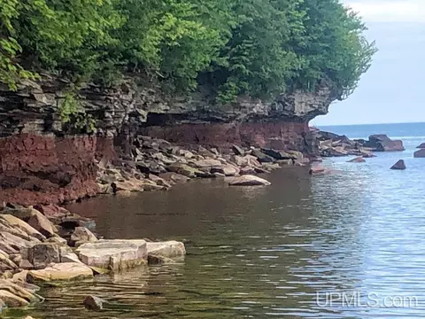 Parcel 155 Shore, Au Train, MI 49806