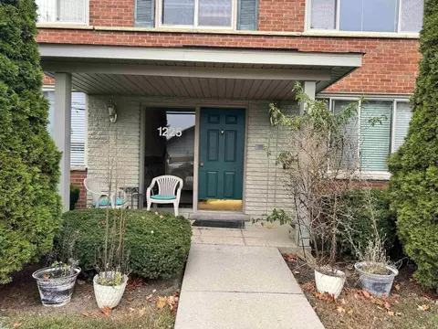 1225 Derby #1, Birmingham, MI 48009
