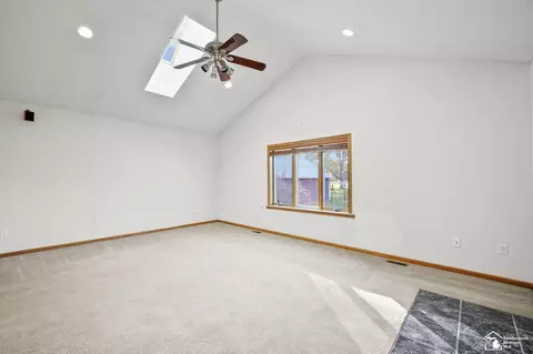Living - 1905 W Smith, Temperance, MI 48182 photo 6 of 6