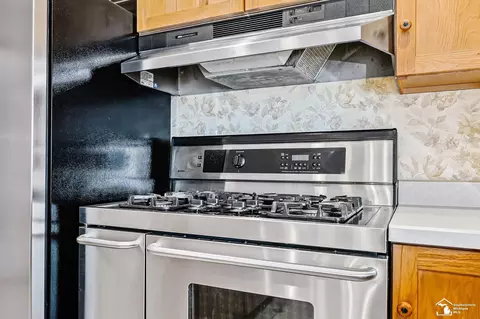 Kitchen - 1905 W Smith, Temperance, MI 48182 photo 6 of 6