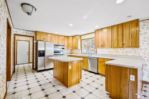 Kitchen - 1905 W Smith, Temperance, MI 48182 photo 1 of 6