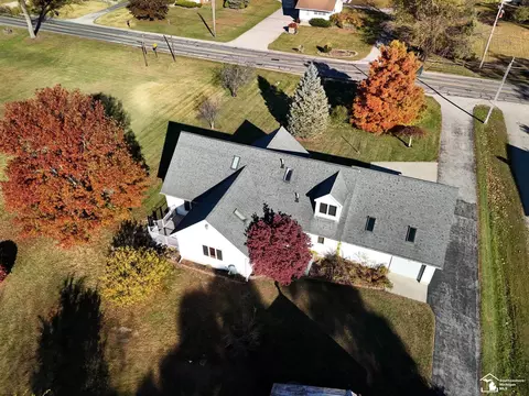 View/Area - 1905 W Smith, Temperance, MI 48182 photo 15 of 18