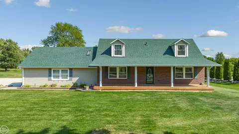 43300 Little, Clinton Township, MI 48036