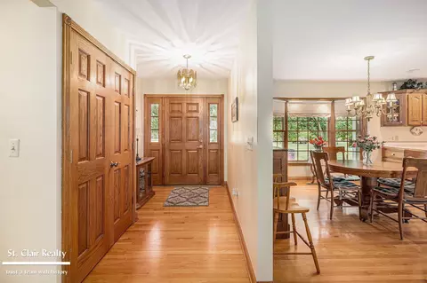 Entry Way - 2350 Wadhams, Saint Clair, MI 48079 photo 2 of 2