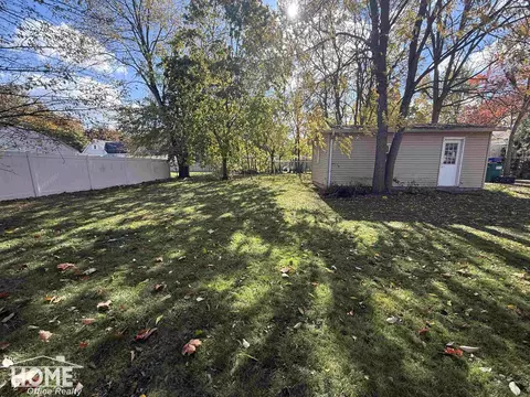 Exterior - 930 Pine, Owosso, MI 48867 photo 2 of 2