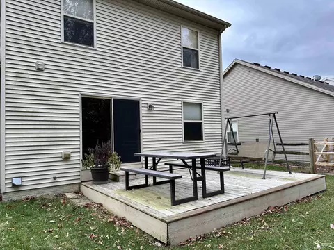 Exterior - 7547 Willow Pointe, Temperance, MI 48182 photo 6 of 7