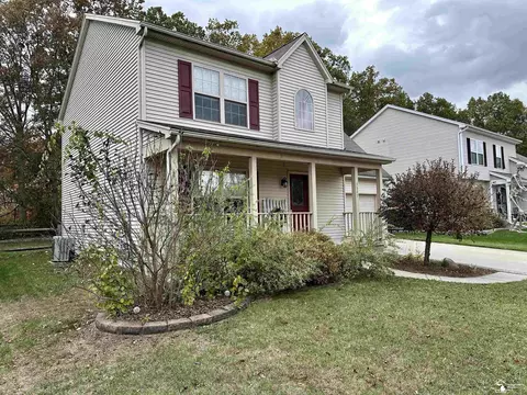 Exterior - 7547 Willow Pointe, Temperance, MI 48182 photo 2 of 7