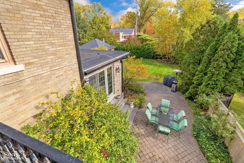 Exterior - 1148 Devonshire, Grosse Pointe Park, MI 48230 photo 10 of 17