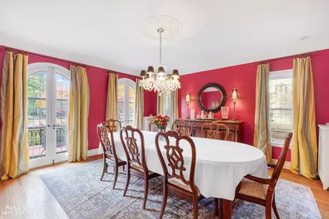 Dining - 1148 Devonshire, Grosse Pointe Park, MI 48230 photo 2 of 3