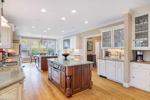 Kitchen - 1148 Devonshire, Grosse Pointe Park, MI 48230 photo 5 of 15