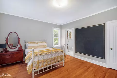Bedroom - 1148 Devonshire, Grosse Pointe Park, MI 48230 photo 6 of 9