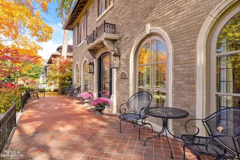 Exterior - 1148 Devonshire, Grosse Pointe Park, MI 48230 photo 6 of 17