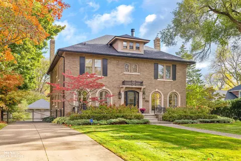 Exterior - 1148 Devonshire, Grosse Pointe Park, MI 48230 photo 3 of 17