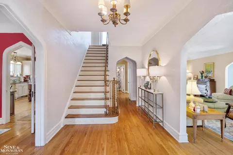 Entry Way - 1148 Devonshire, Grosse Pointe Park, MI 48230 photo 3 of 10