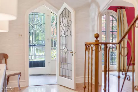 Entry Way - 1148 Devonshire, Grosse Pointe Park, MI 48230 photo 5 of 10