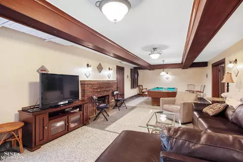 Living - 1148 Devonshire, Grosse Pointe Park, MI 48230 photo 10 of 11