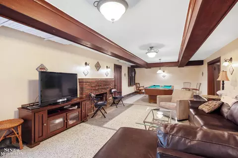 Living - 1148 Devonshire, Grosse Pointe Park, MI 48230 photo 11 of 11