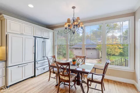 Dining - 1148 Devonshire, Grosse Pointe Park, MI 48230 photo 1 of 3