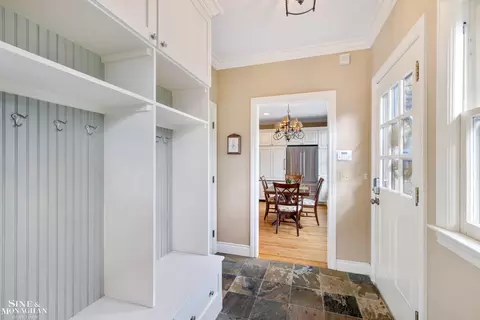 Entry Way - 1148 Devonshire, Grosse Pointe Park, MI 48230 photo 8 of 10