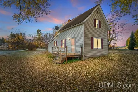 w5545 4th Street, Hermansville, MI 49847